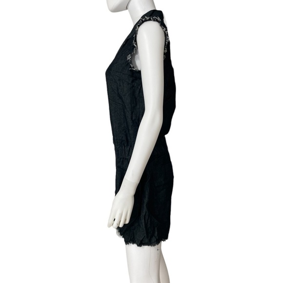 Umgee Blue Denim Distressed Fringe Romper
New - Picture 5 of 9